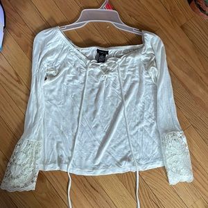 Long sleeve , light shirt